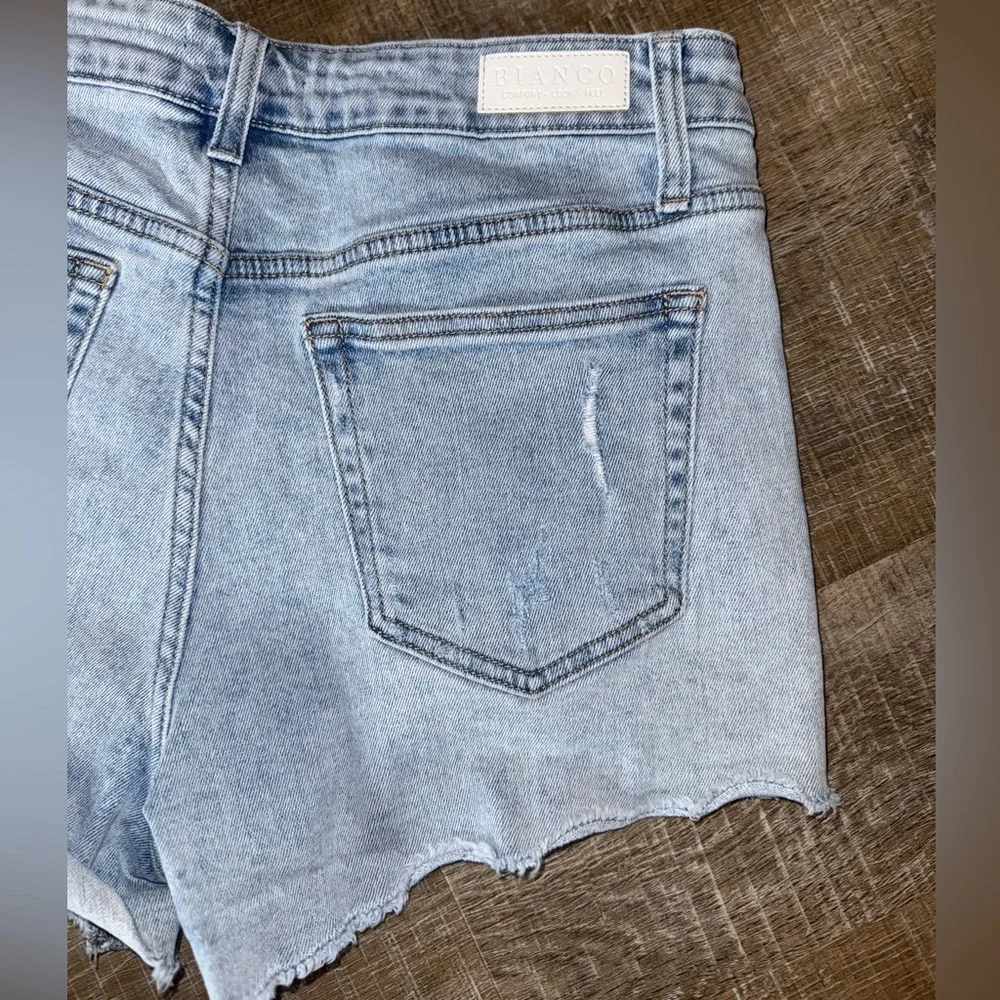 Bianco (29) The Importer Comfort - Look - Feel Denim Jean Shorts - Picture 4 of 6